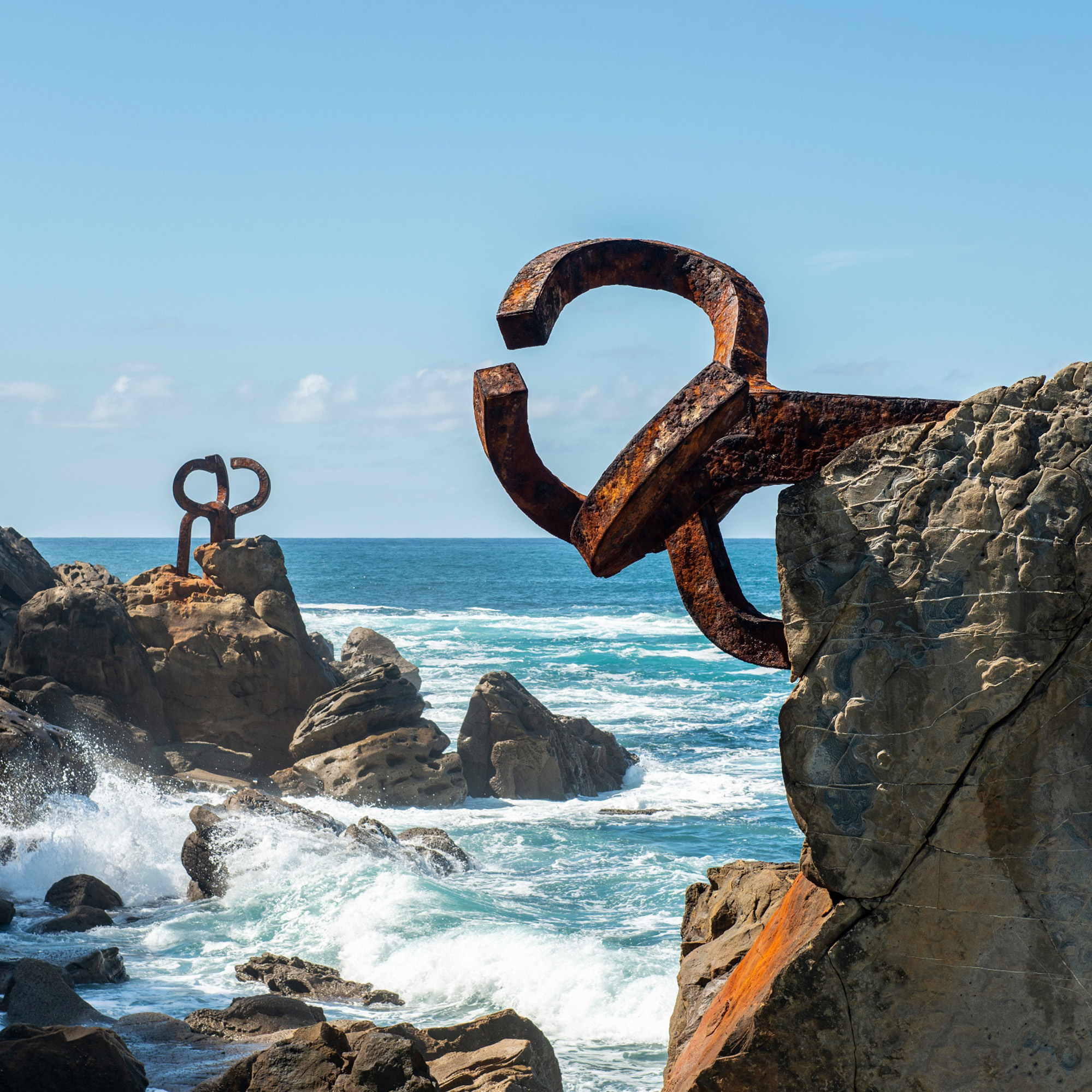 A Basque Artist of Epic Proportions Takes San Diego