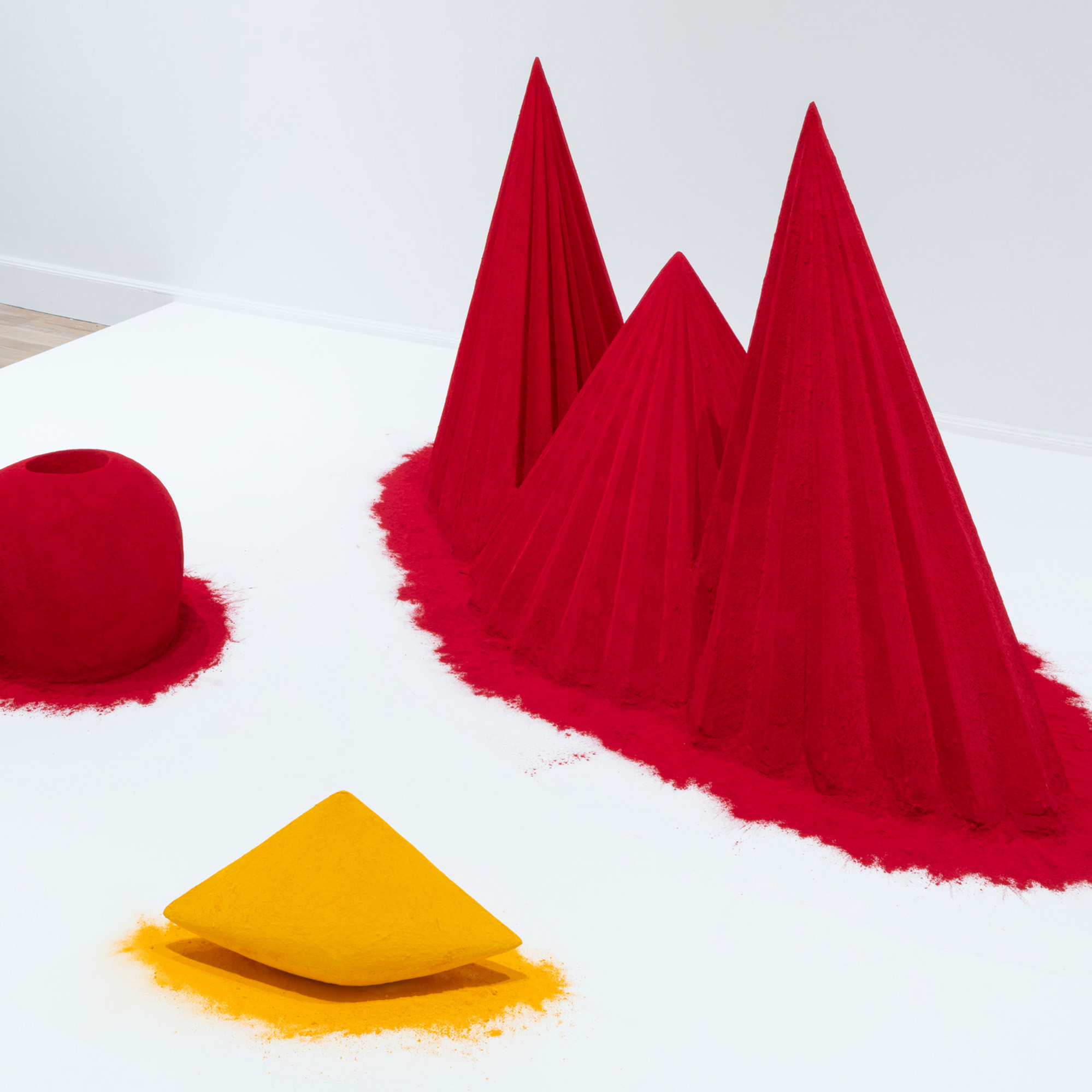 A Colossal Sculptor’s Modest Beginnings